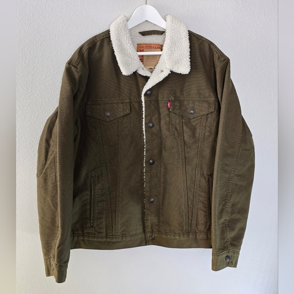 Levi's Men's Classic Fit Trucker Jacket - Dark Olive Green (XL) MSRP $108 - Picture 1 of 5